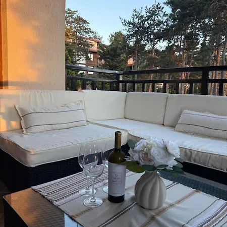 公寓 Santa Marina Village Sineva