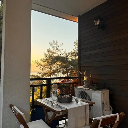 公寓 Santa Marina Village Sineva 索佐波尔