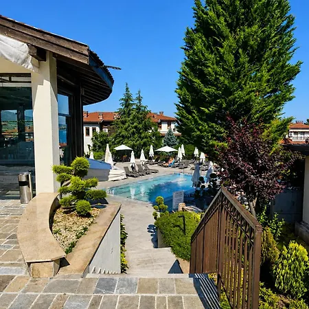 Santa Marina Village Sineva * 索佐波尔
